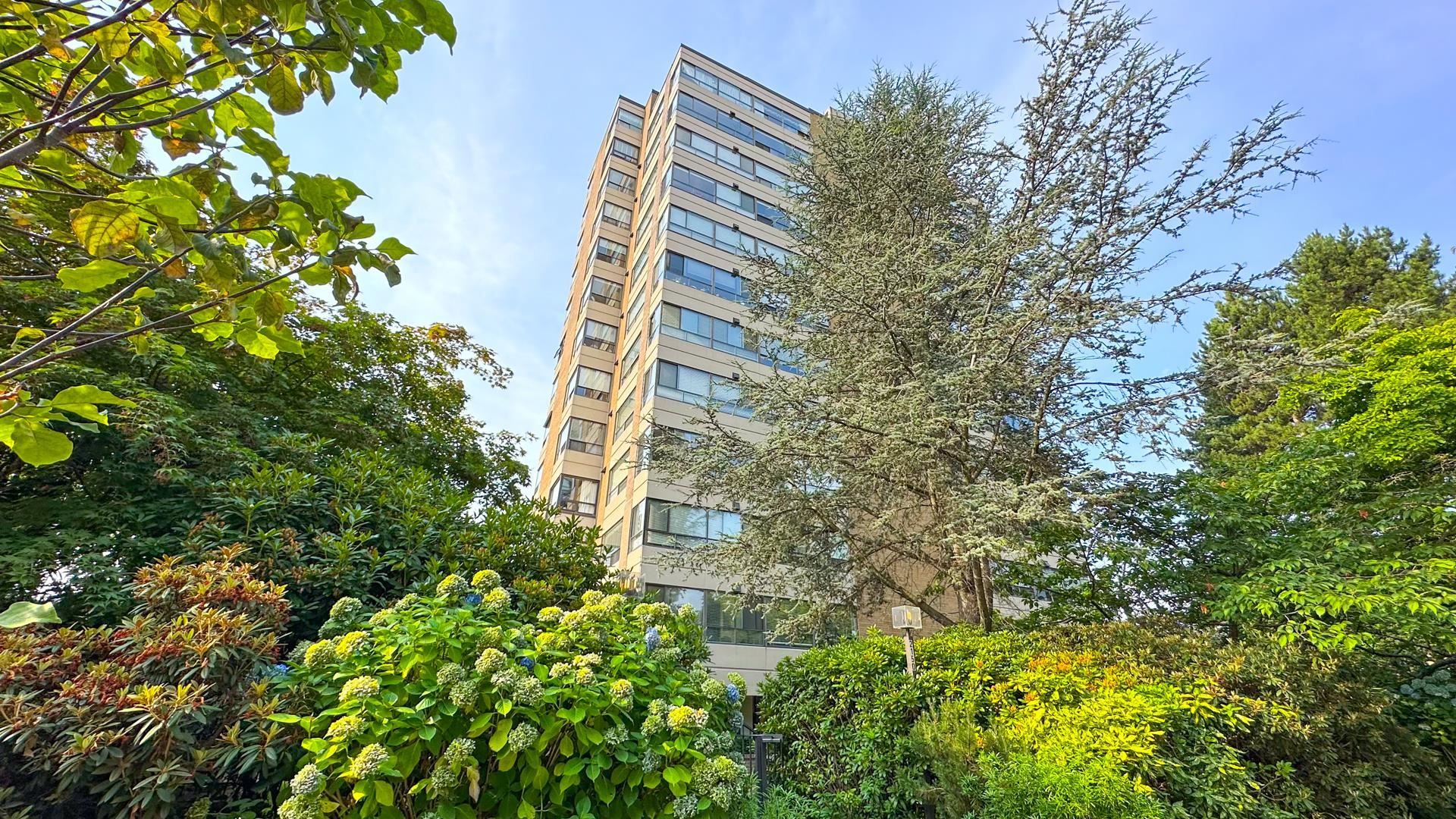 I have sold a property at 201 2150 40TH AVE W in Vancouver
